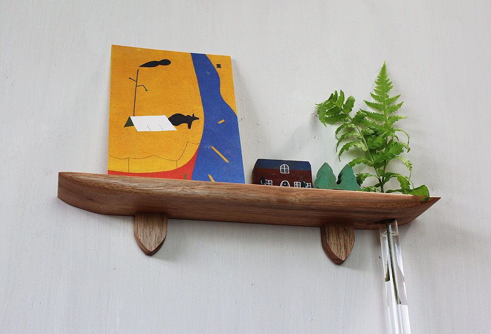画像: 壁掛け棚【ＬＡＩＮ（ライン）３０クルミゼロモデル】木製の壁掛け飾り棚